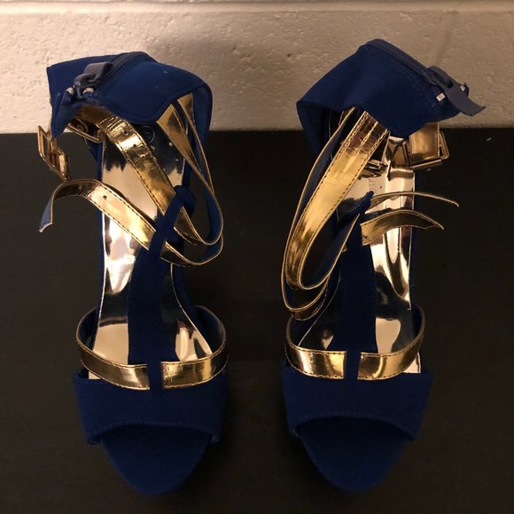 Blue Wan Xiang Ren High Heels - Picture 2 of 6